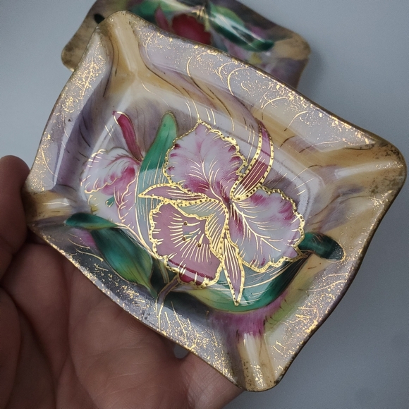 2 Handpainted Gold Accents Ashtrays Trinket Dishes Chubu China made in Japan Vtg - Picture 6 of 9